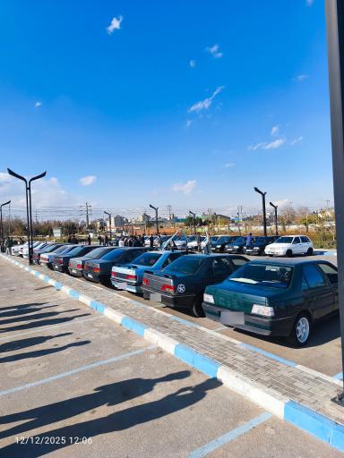 عکس ورودی اتومبیل پارکینگ غربی بوستان برکت