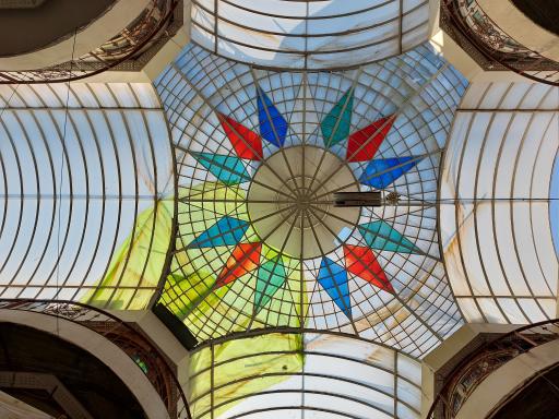 عکس پاساژ بلور