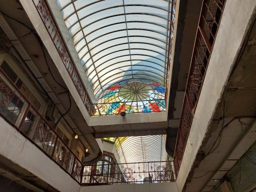 عکس پاساژ بلور