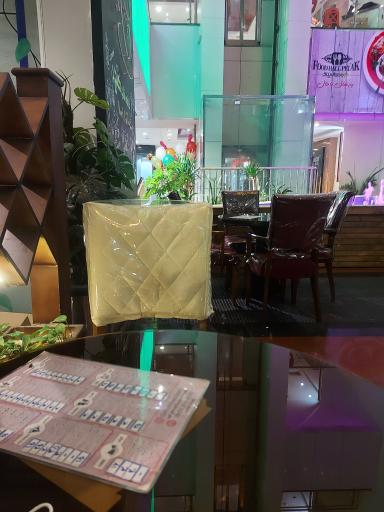 عکس کافی شاپ کنج