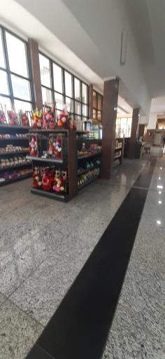 عکس ترمینال پروازهای خارجی فرودگاه شیراز