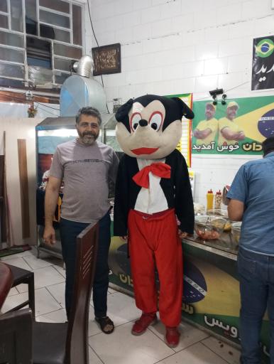 عکس ساندویچی سفارت آبادان