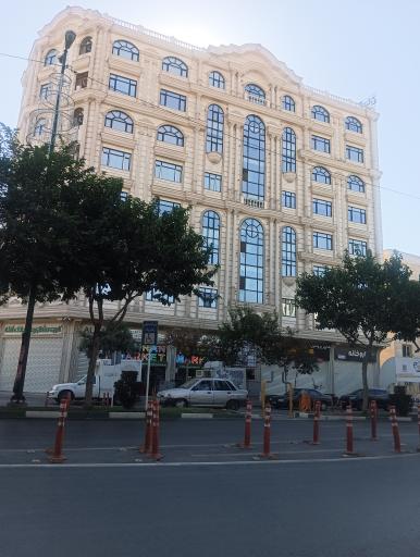 عکس ساختمان پزشکان آرمان