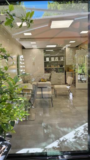 عکس آموزشگاه زیبایی روژه (رونیا)
