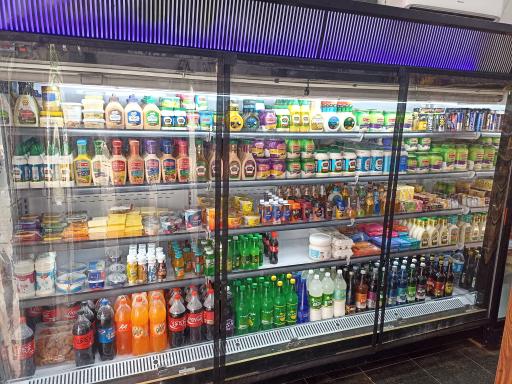 عکس سوپر مارکت و پروتئین پاک