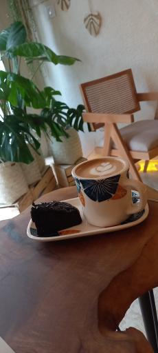 عکس کافه سوآن