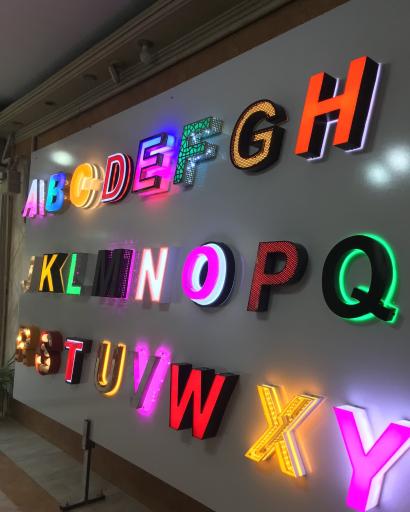 عکس تابلو مون