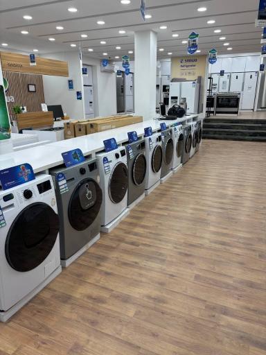 فروشگاه زنجیره ای اسنوا