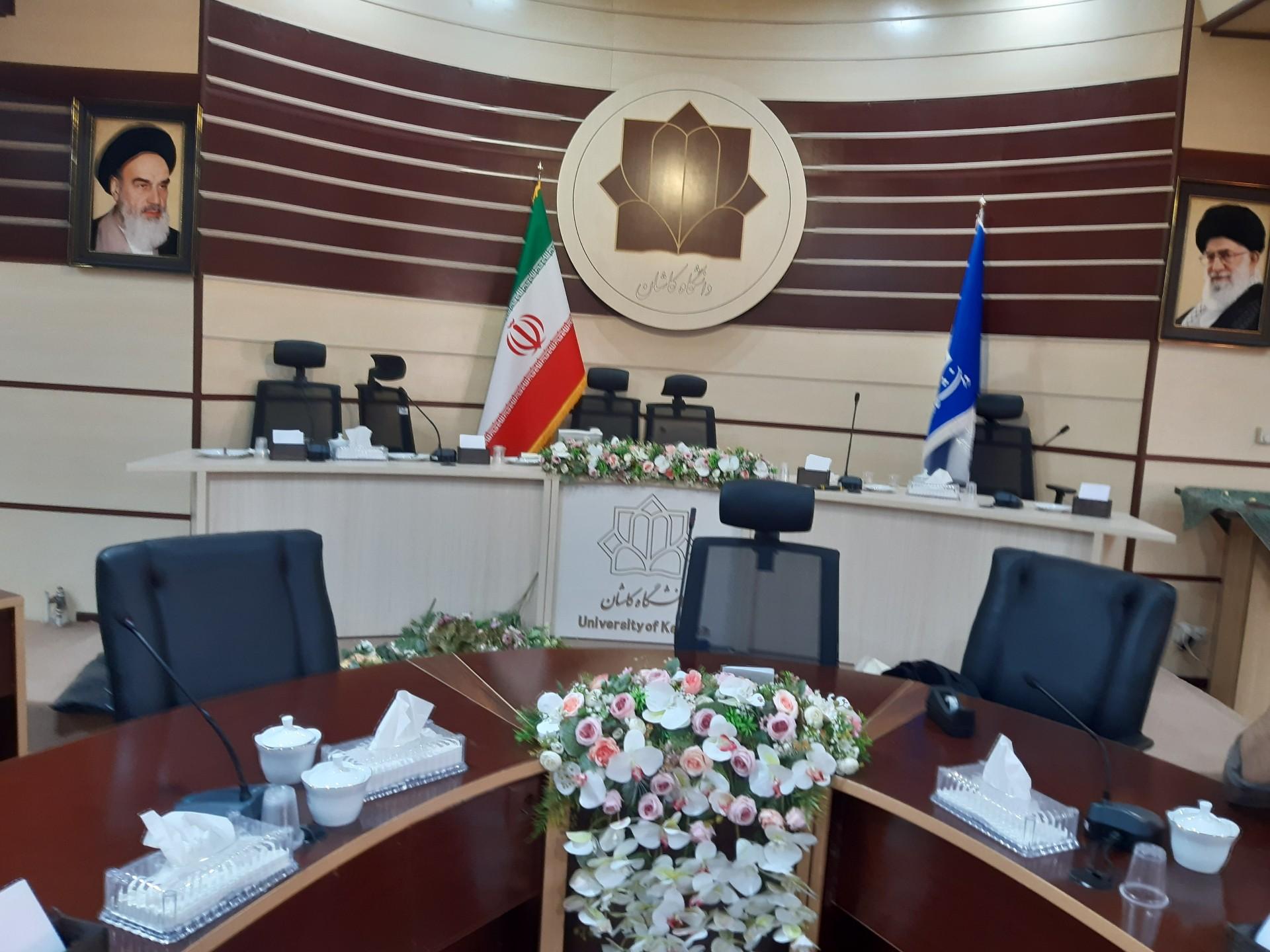 عکس سالن سردار شهید سلیمانی دانشگاه کاشان 
