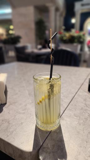 عکس قهوه بن مانو