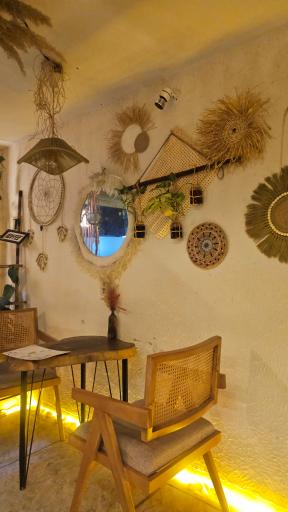 عکس کافه سوآن