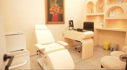 عکس کلینیک زیبایی آیسان امیدی (وتنم)