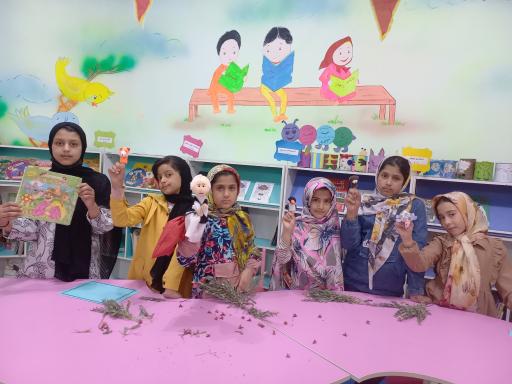 عکس کتابخانه شهید فهمیده(جنگل)