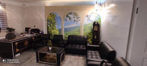 عکس دفتر وکالت الهام امیری 