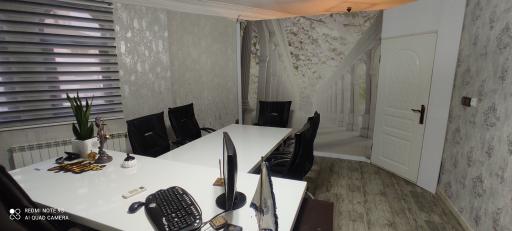 عکس دفتر وکالت الهام امیری 