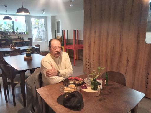 عکس کافی شاپ آرامش