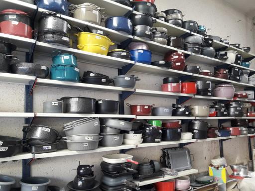 عکس فروشگاه بازسازی ظروف تفلون مالداران