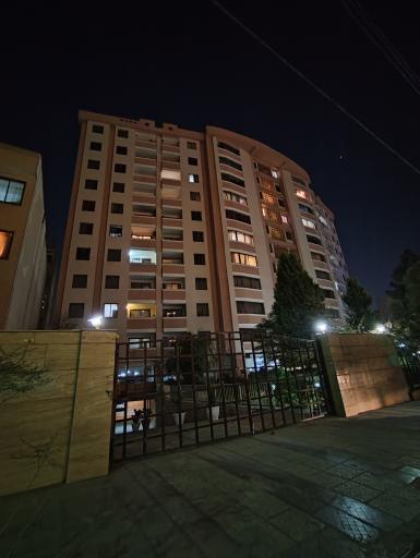 عکس برج بهارستان