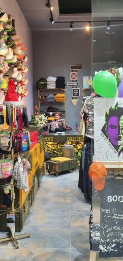 عکس TMC بوتیک - پوشاک و کتونی اورجینال