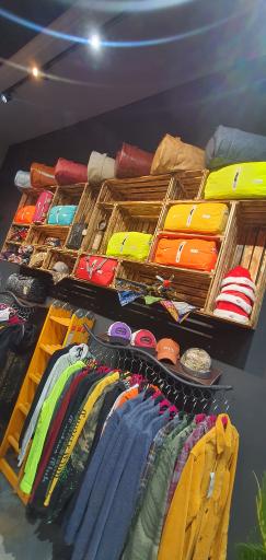 عکس TMC بوتیک - پوشاک و کتونی اورجینال