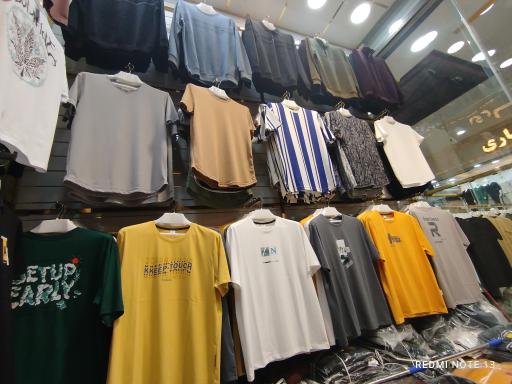 عکس فروشگاه وینا گالری