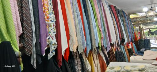 عکس پارچه سرای بابا حراج