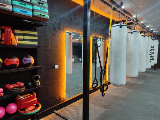 عکس باشگاه ورزشی رزمی فرهاد 