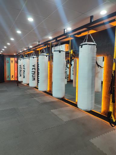 عکس باشگاه ورزشی رزمی فرهاد 