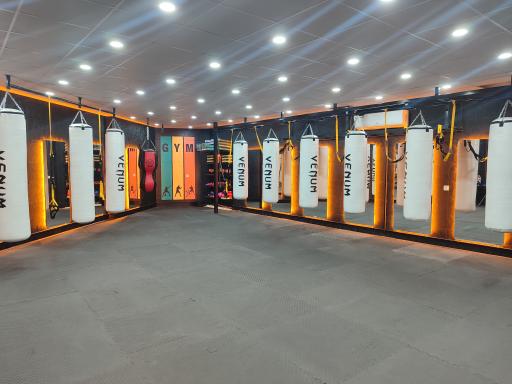 عکس باشگاه ورزشی رزمی فرهاد 