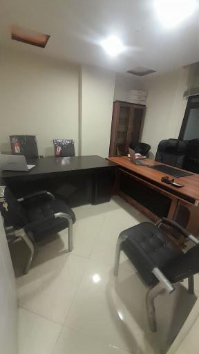 عکس مشاور املاک لوکیشن