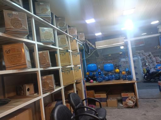 عکس فروشگاه پمپ پاکدامن 