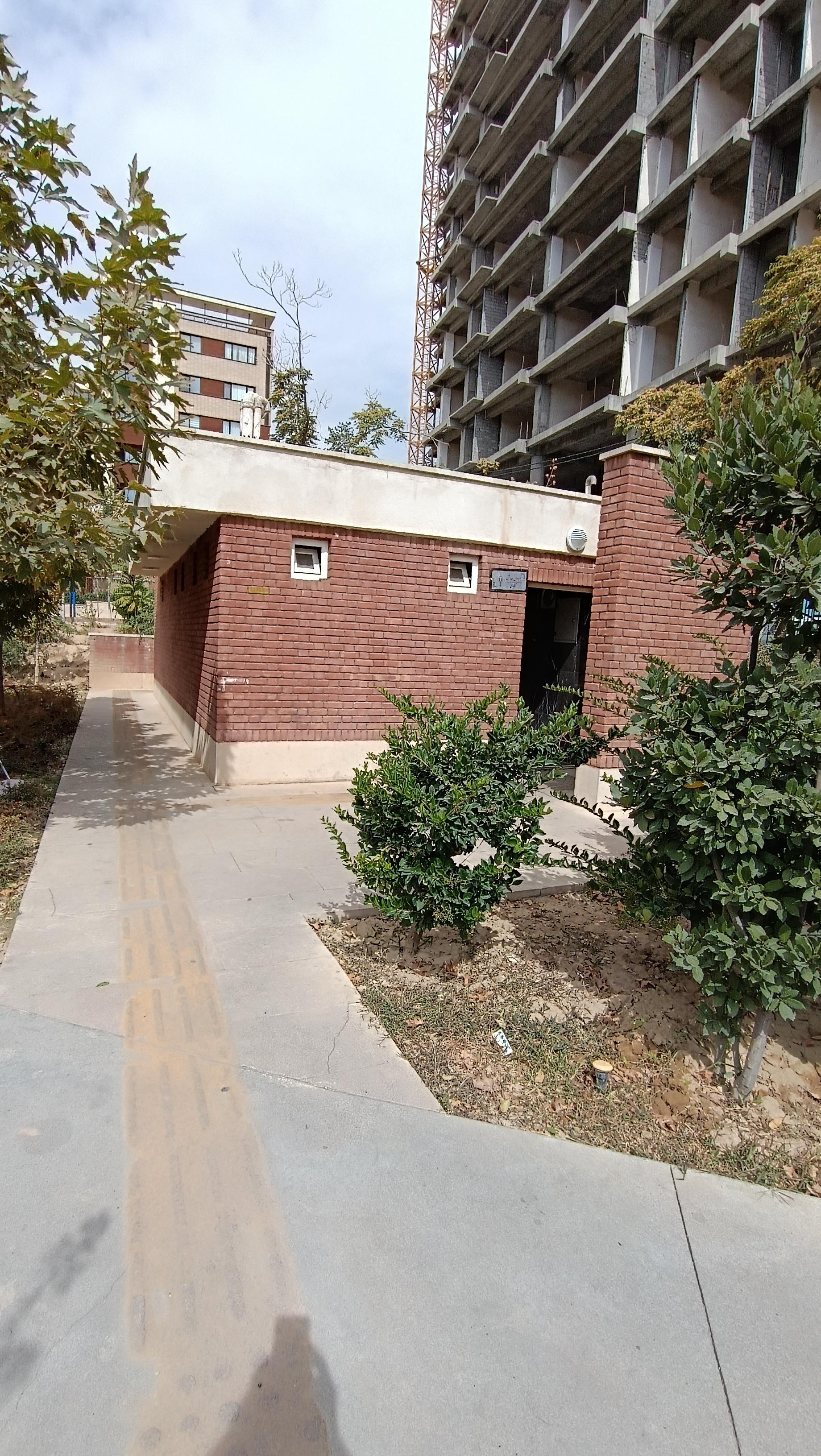 عکس سرویس بهداشتی پارک پدر