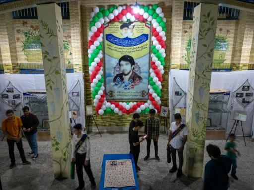 عکس دبیرستان نمونه دولتی شهید مجید مرشد