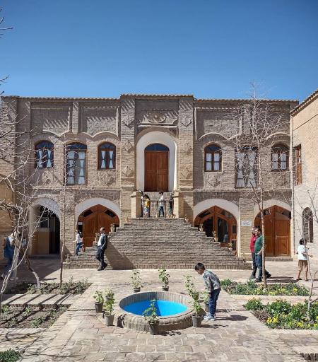 عکس بنای تاریخی خواجه خضر