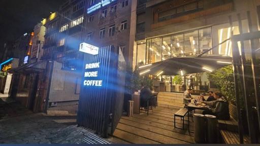 عکس کافه روستیک