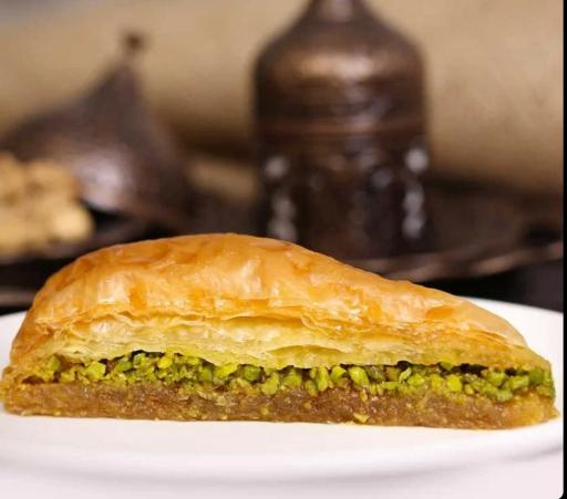 عکس امیر شکلات شعبه ستارخان