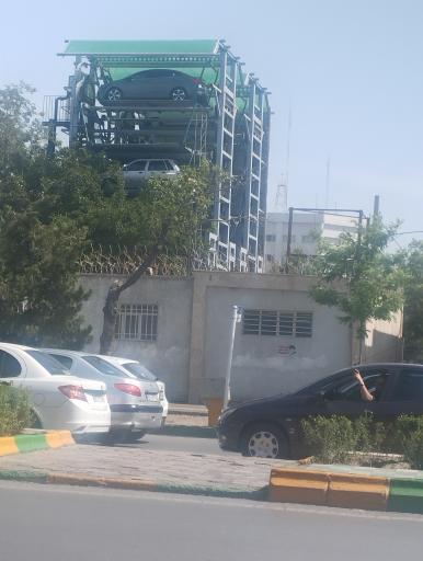 عکس پارکینگ مکانیزه پیام