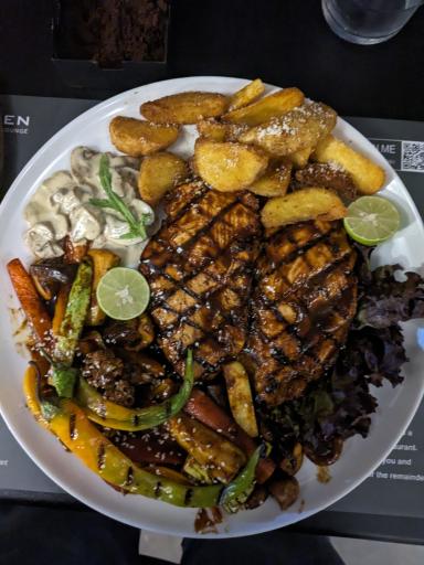 عکس رستوران کانتین