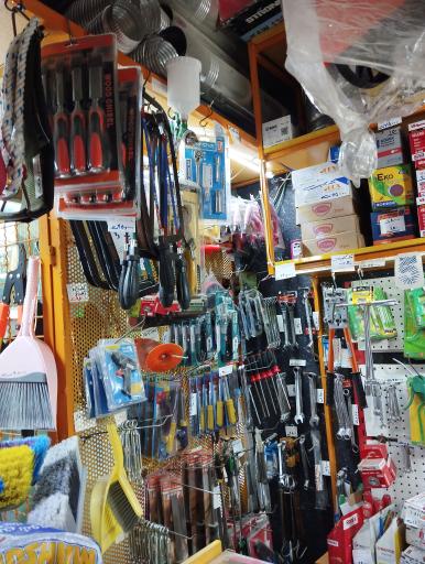 فروشگاه رنگ و ابزار صداقت