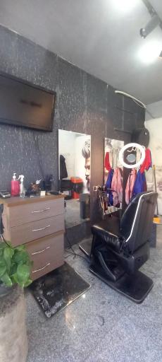 آرایشگاه مردانه سایه روشن