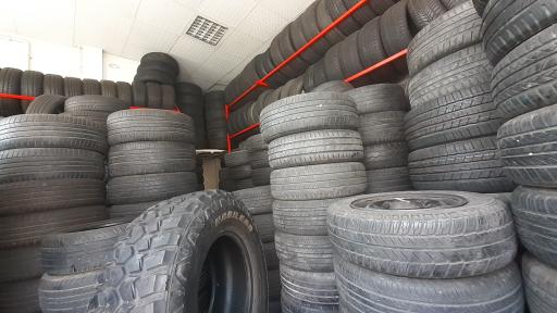 عکس لاستیک فروشی کمال