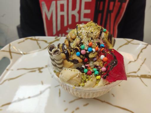 عکس بستنی بابا قدرت