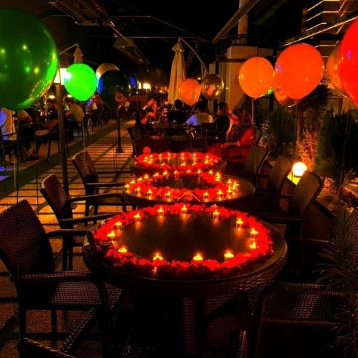 عکس کافه پولی