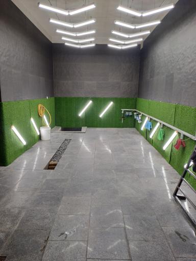 عکس مرکز زیبایی خودرو کلاسیک(سرامیک،پولیش و...)