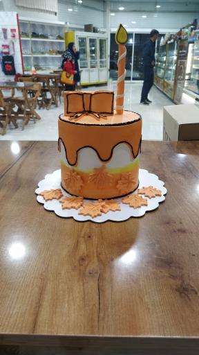 شیرینی سرای ولیعصر بردسکن 