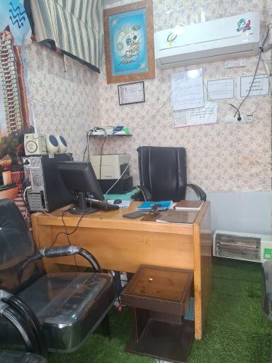 عکس مشاور املاک پارسیان 
