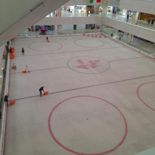 عکس مرکز خرید پدیده