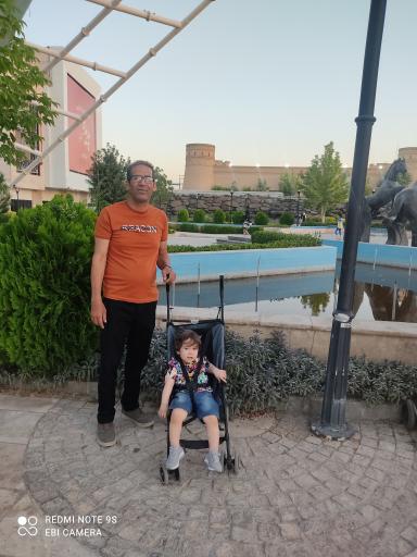 عکس مرکز خرید پدیده