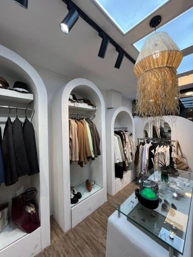 عکس بوتیک لوتکا شعبه لاهیجان