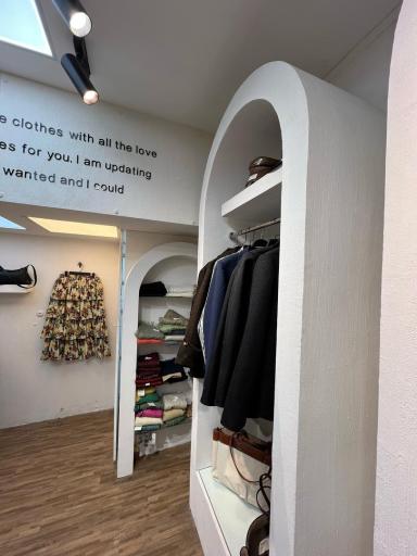 عکس بوتیک لوتکا شعبه لاهیجان